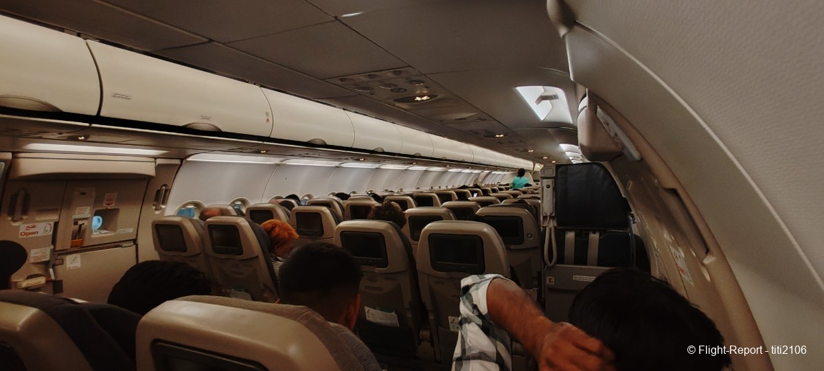 photo 032-gulf-air-delhi-bah-ist-65