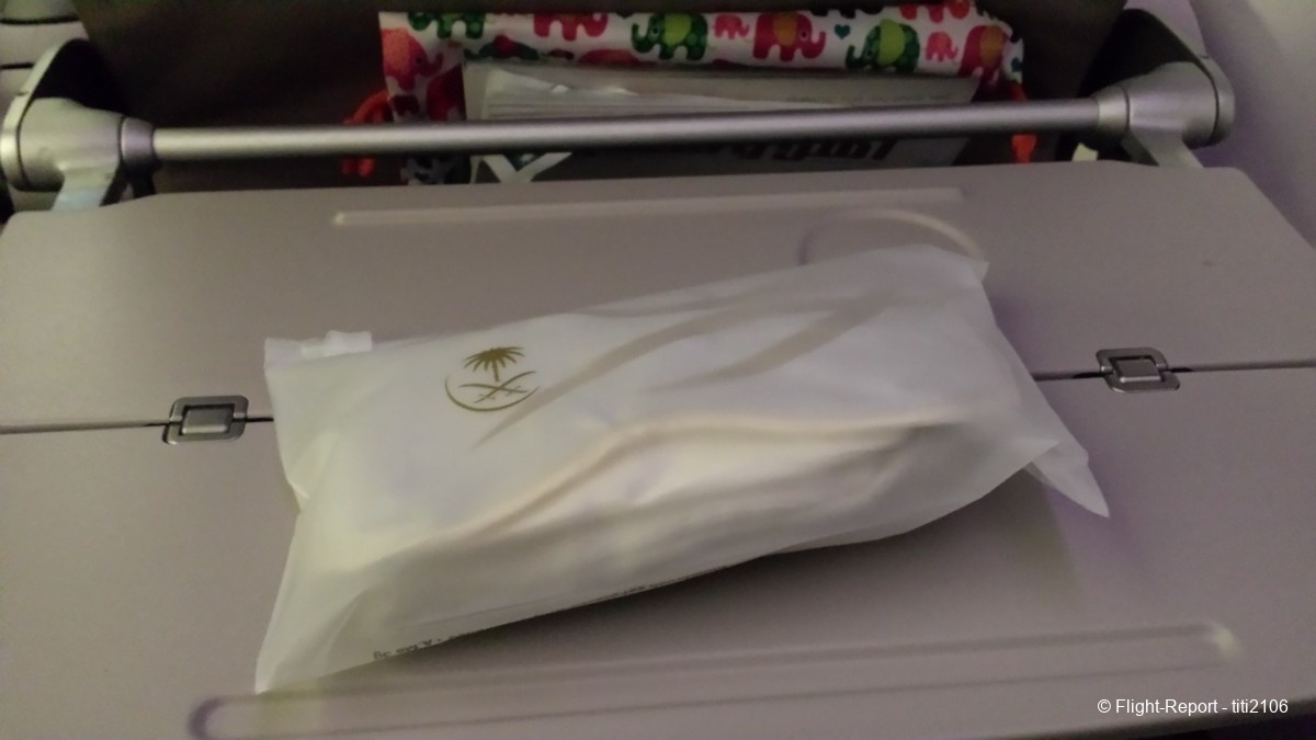 photo 025-saudia-dhaka-jeddah-cdg-43