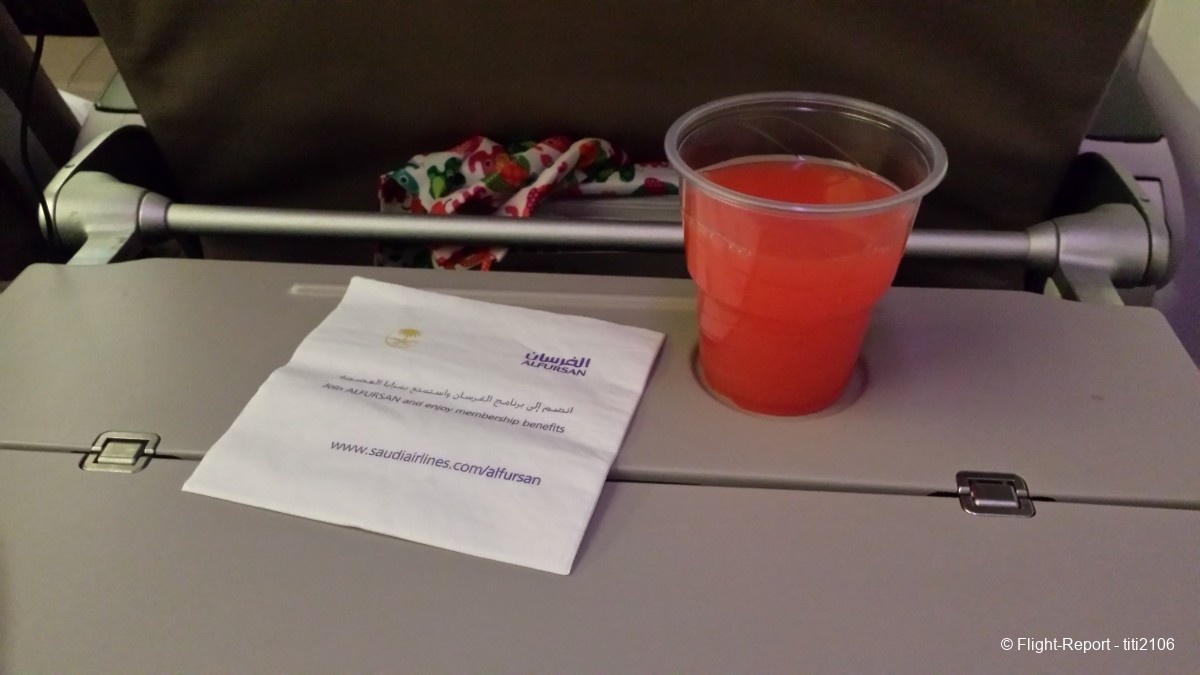 photo 025-saudia-dhaka-jeddah-cdg-46