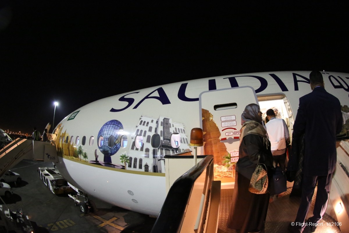 photo 025-saudia-dhaka-jeddah-cdg-93