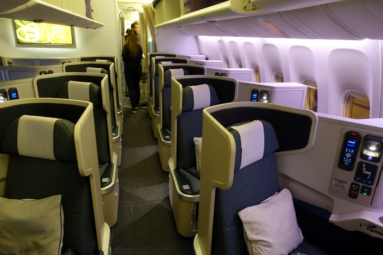 Review of Cathay Pacific flight from Hong Kong to Tokyo in Business