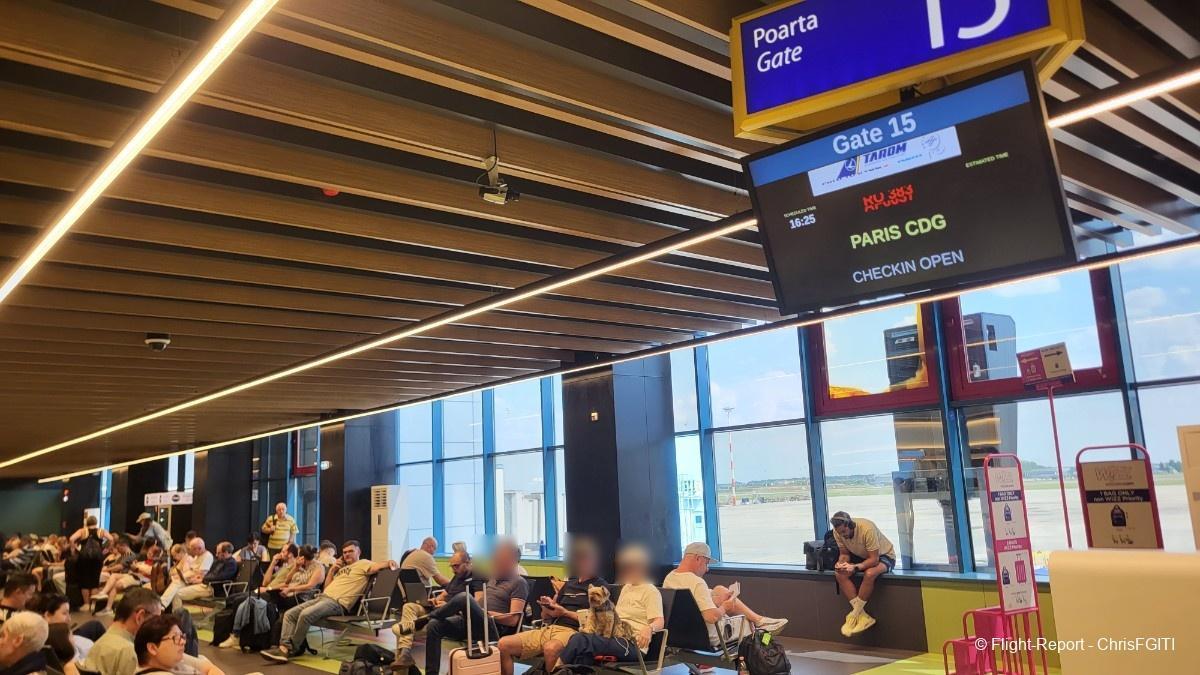 Tarom Bucharest → Paris