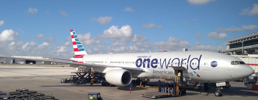 Review of American Airlines flight from Miami to San Francisco in