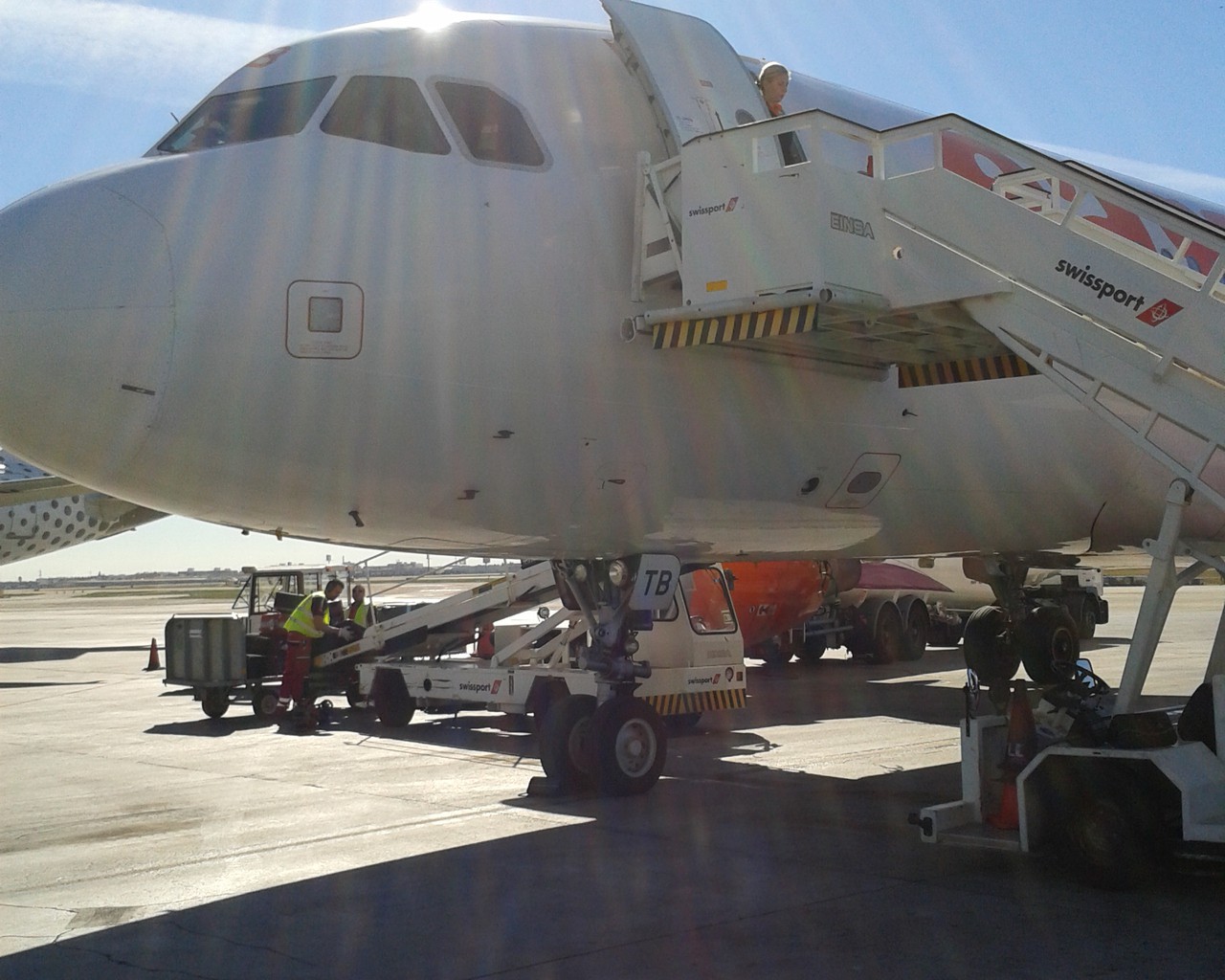 Review of easyJet flight from London to Valencia in Economy