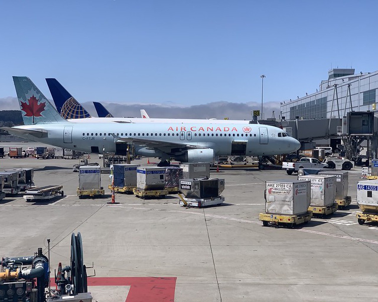 Review of Air Canada flight from San Francisco to Toronto in Business