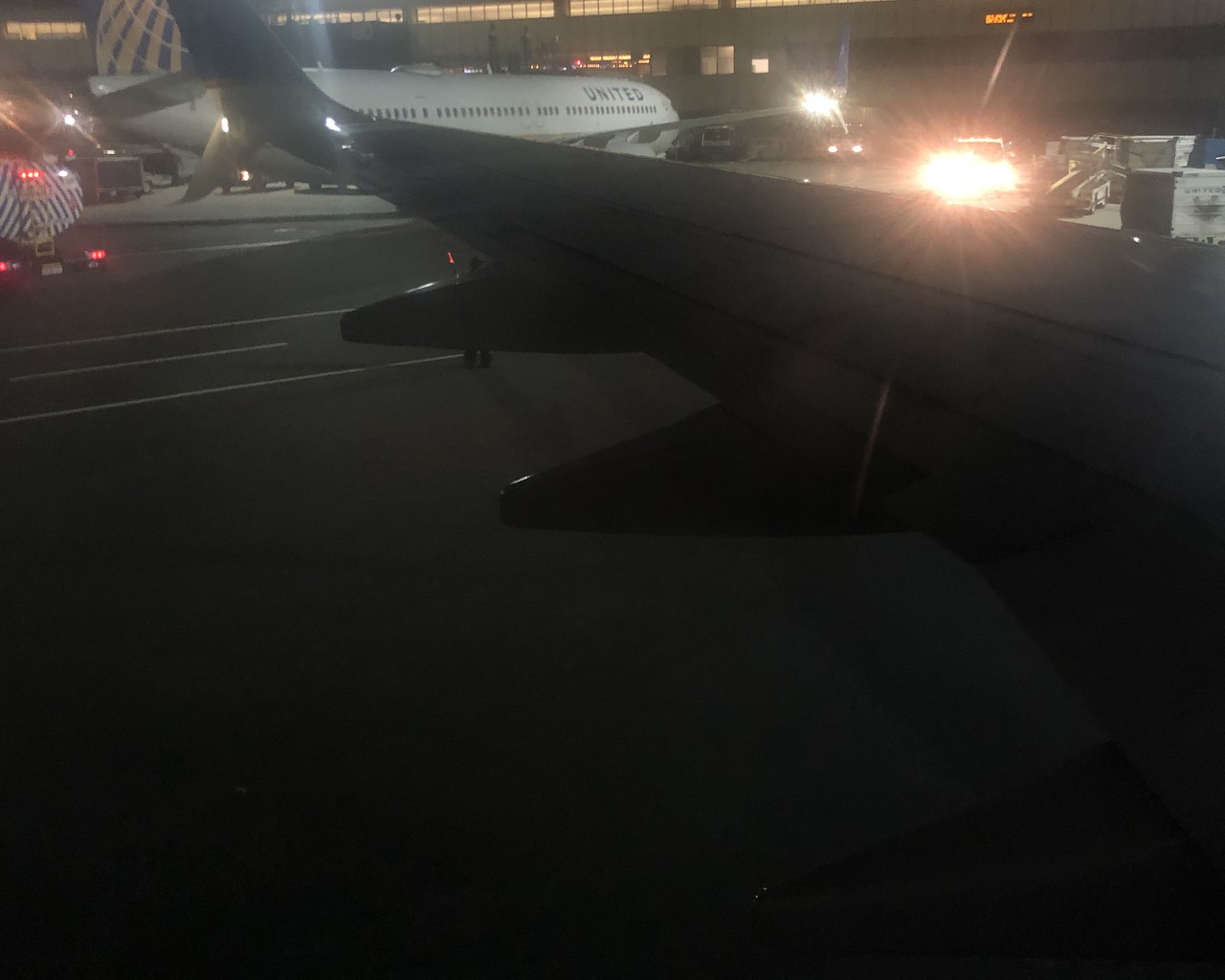 Review of United flight from New Orleans to Newark in Economy