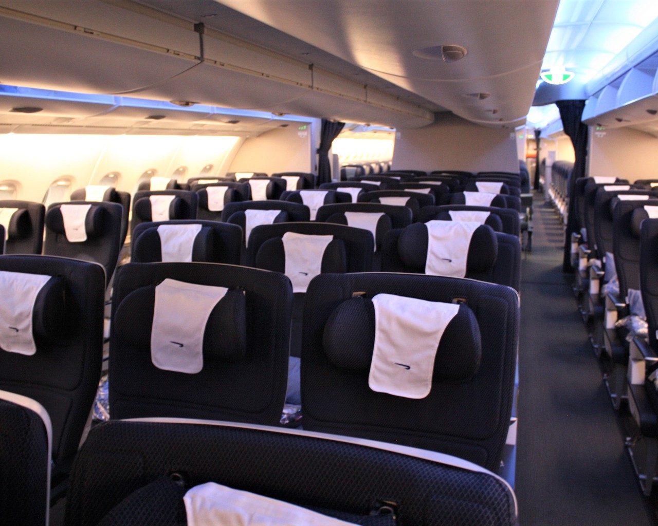 Review of British Airways flight from Los Angeles to London in