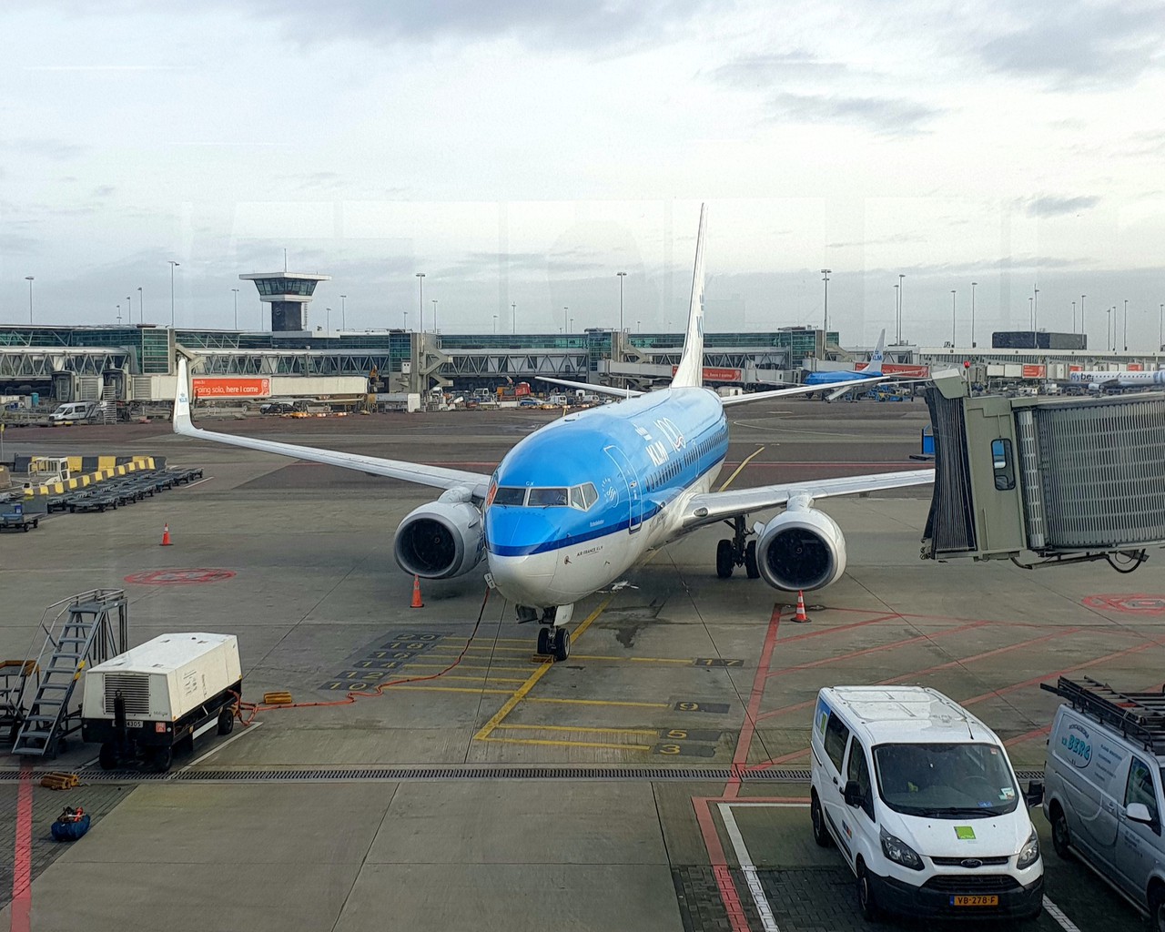 Review of KLM flight from Amsterdam to Gothenburg in Economy