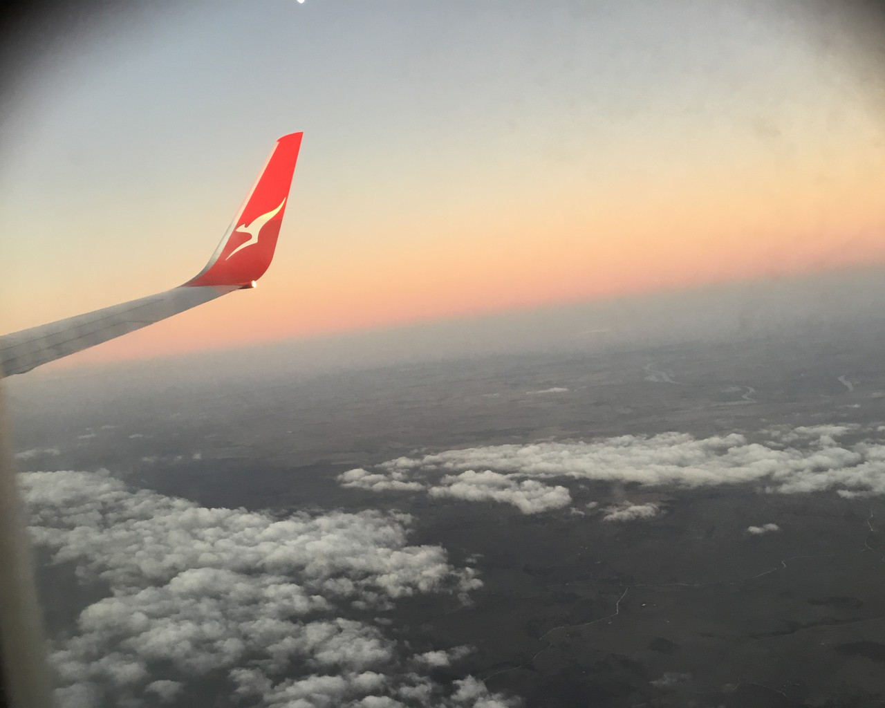 Review of Qantas flight from Melbourne to Adelaide in Economy