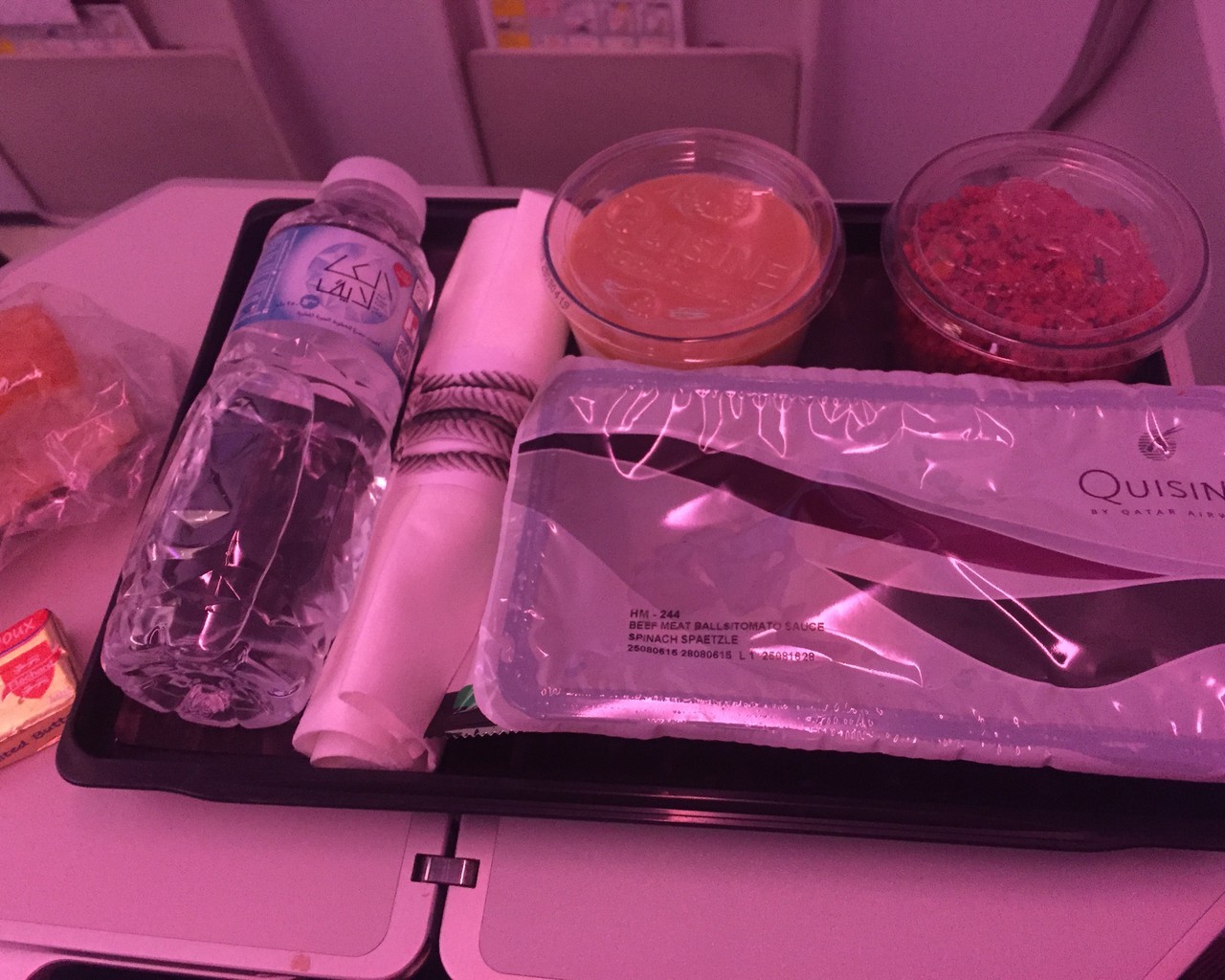 Review of Qatar Airways flight from Doha to Chicago in Economy