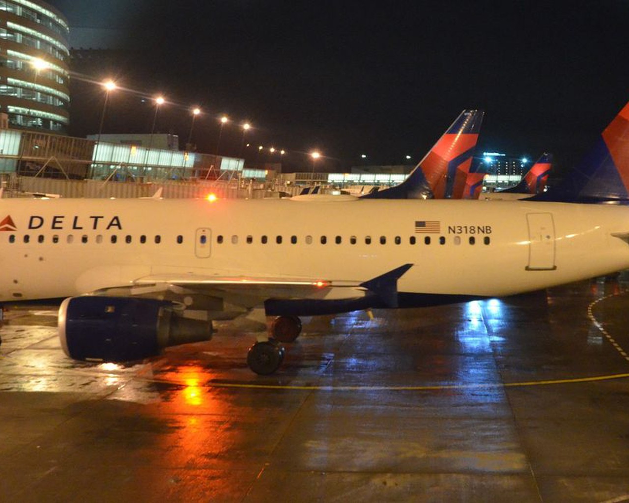 review-of-delta-air-lines-flight-from-seattle-to-fairbanks-in-domestic