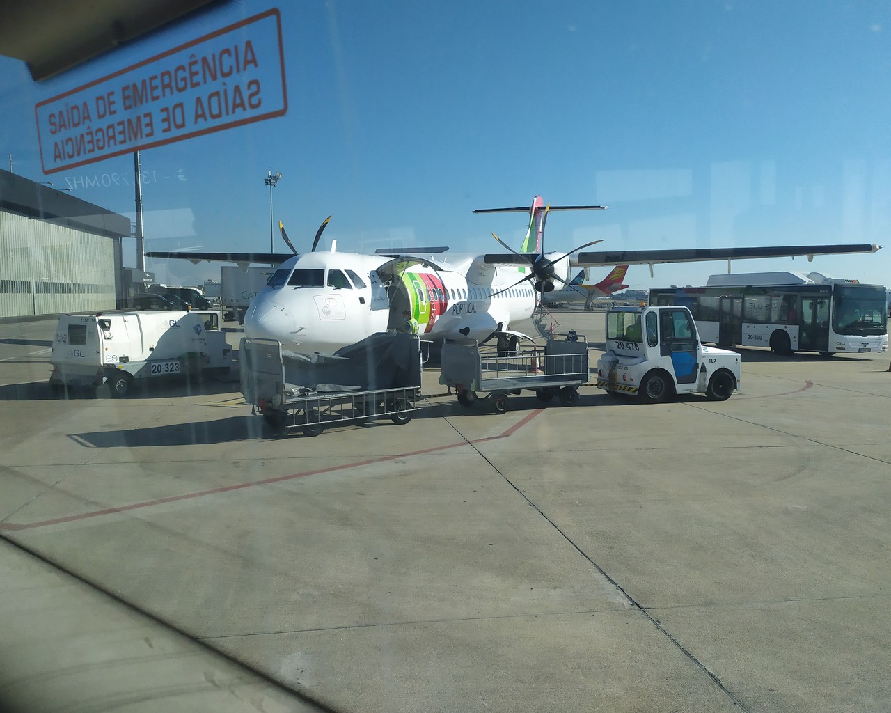 Review of TAP Air Portugal flight from Malaga to Lisbon in Economy