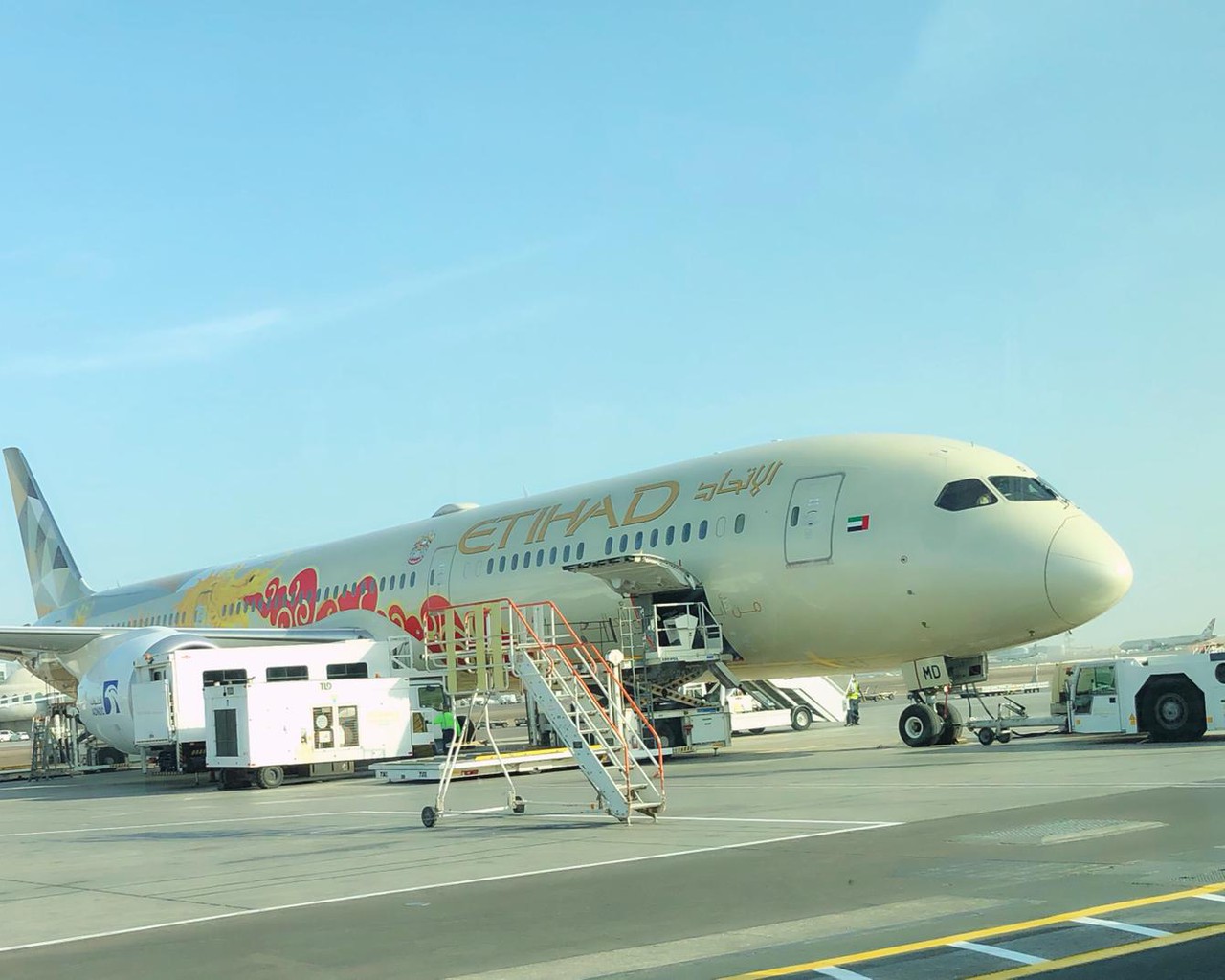 Review of Etihad Airways flight from Abu Dhabi to Amsterdam in Economy