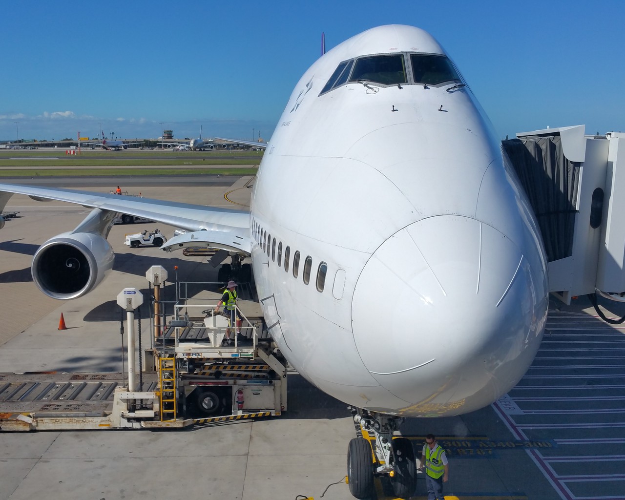 Review of Thai Airways flight from Sydney to Bangkok in Economy