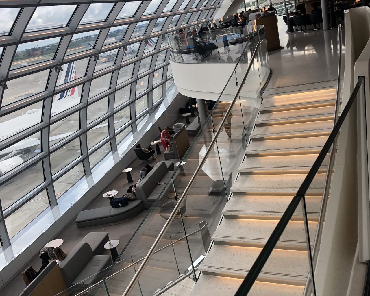 Review of Air France flight from Paris to Barcelona in Business