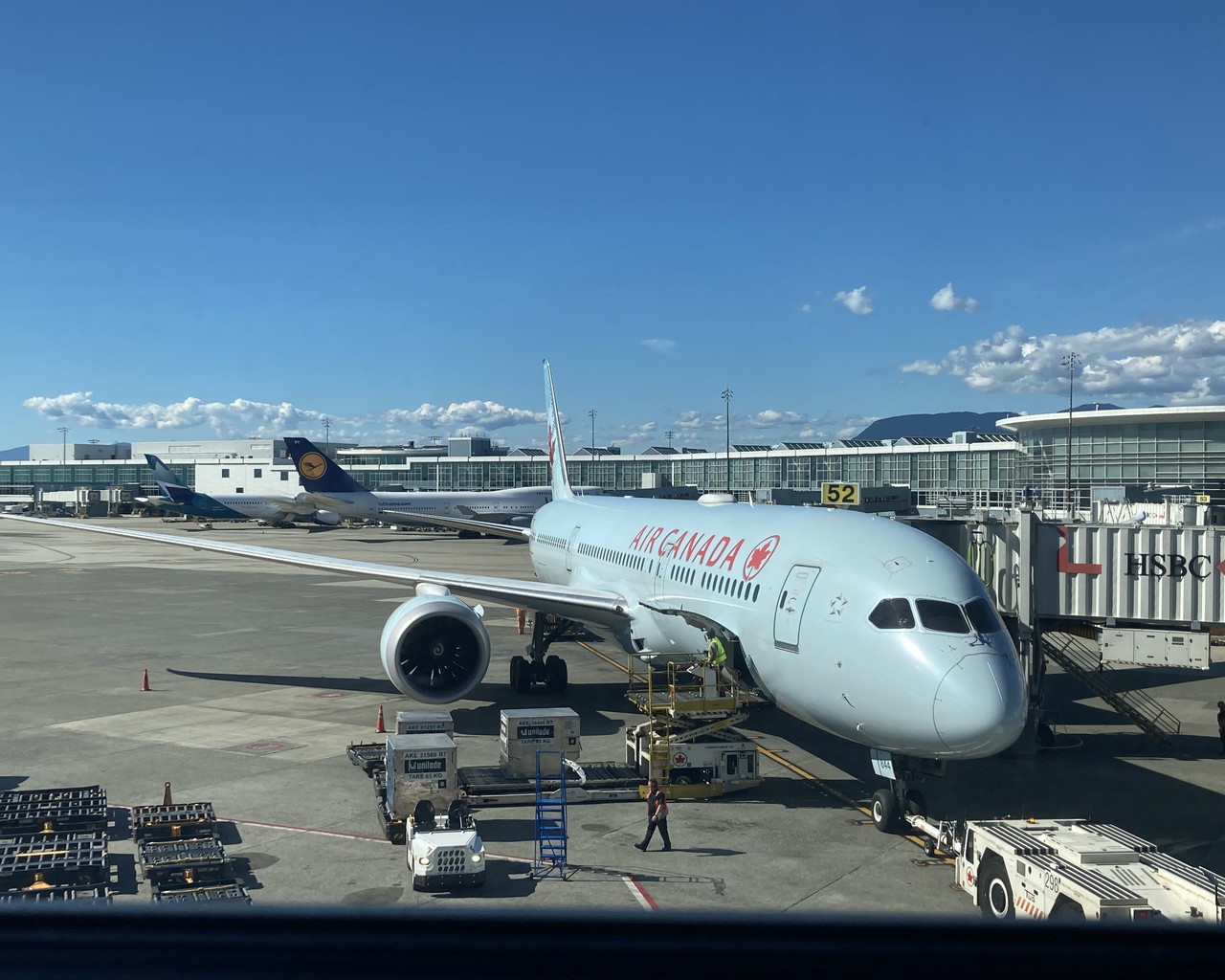 Review of Air Canada flight from Calgary to Vancouver in Economy