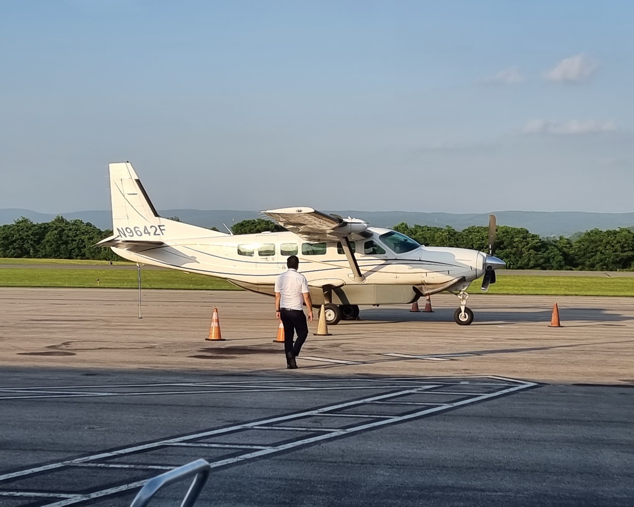 Review Of Southern Airways Express Flight From Morgantown To Pittsburgh ...