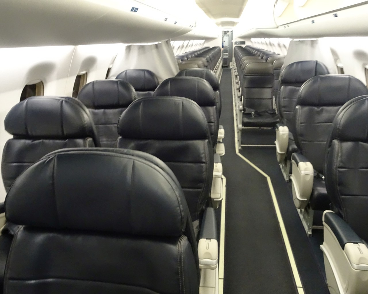 Avis du vol Alaska Airlines Fairbanks → Anchorage en Domestic First