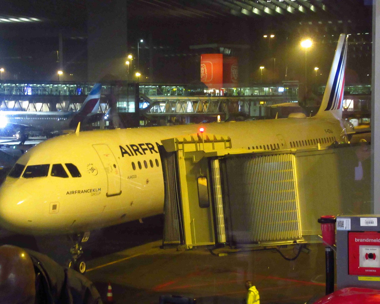 avis-du-vol-air-france-amsterdam-paris-en-economique