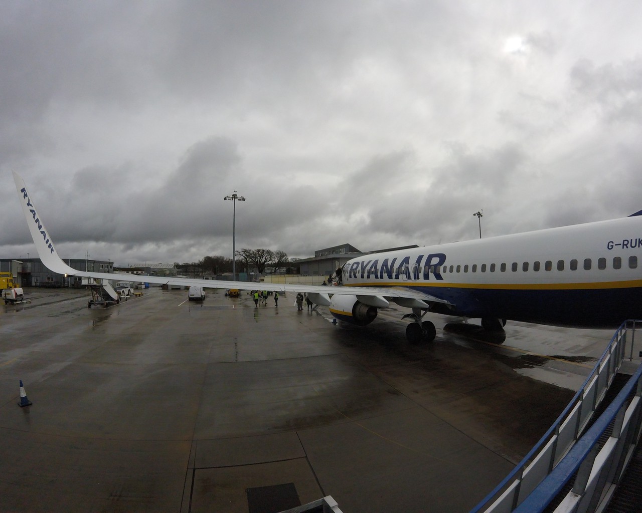 Review of Ryanair flight from Bournemouth to Edinburgh in Economy