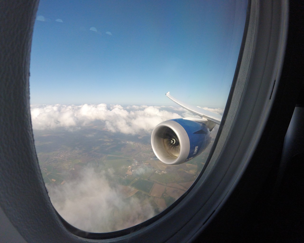 Review of British Airways flight from Frankfurt to London in Economy