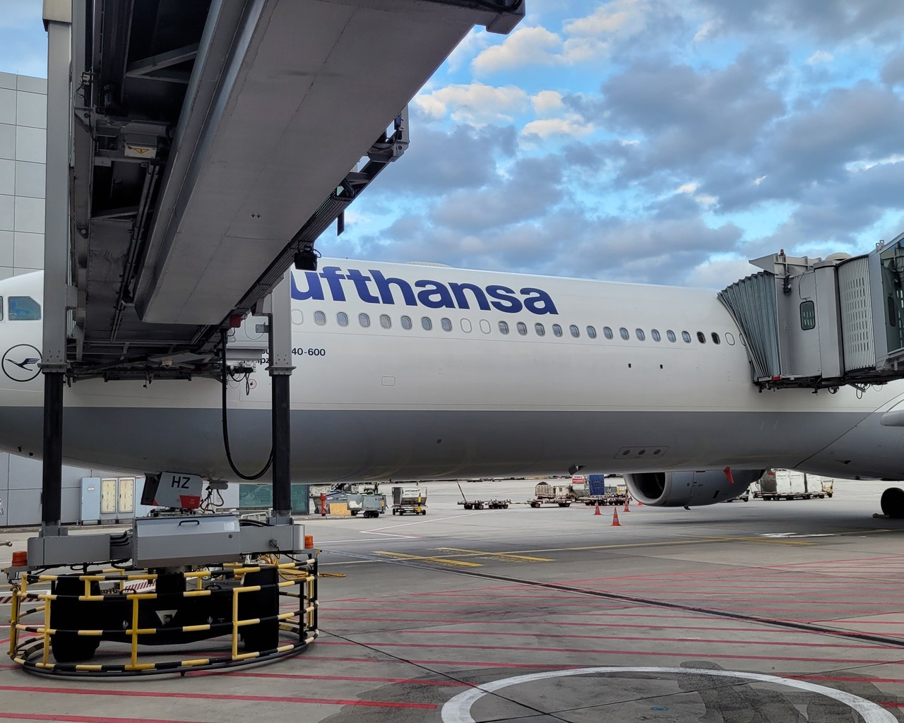 Lufthansa Flight From Frankfurt To Lagos Today flight-report.com