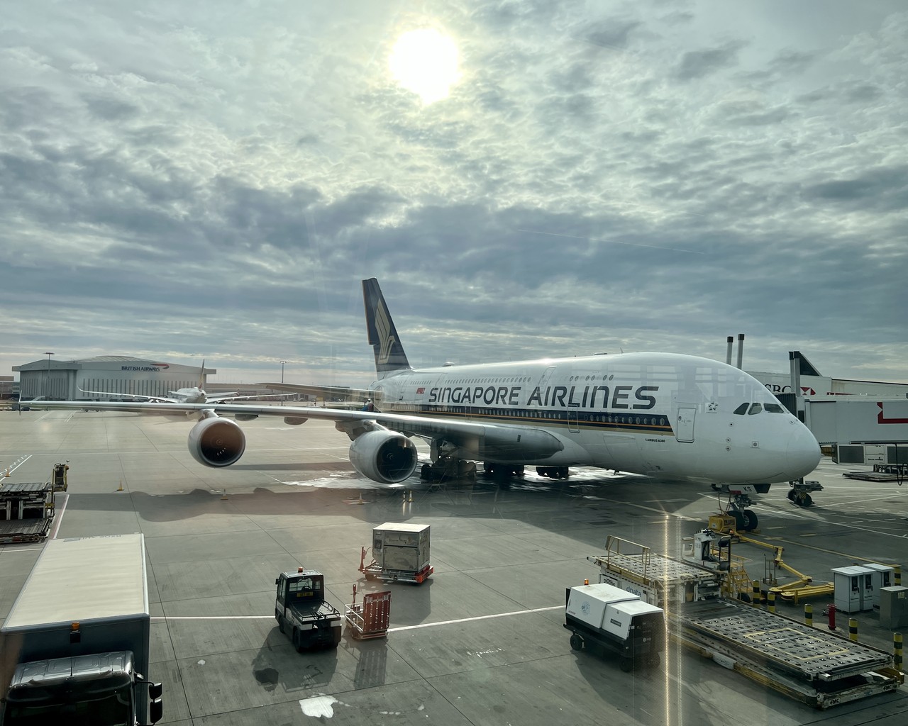 Review of Singapore Airlines flight from London to Singapore in