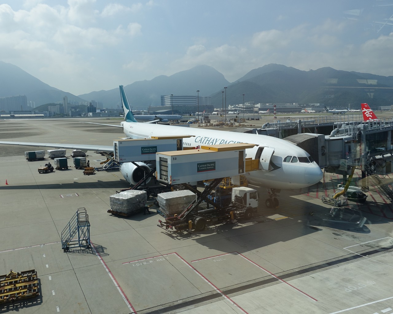 Review Of Cathay Pacific Flight From Hong Kong To Fukuoka In Economy