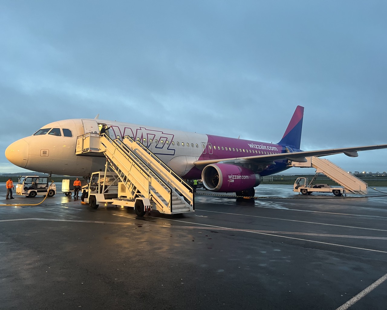 Review of Wizz Air flight from Cluj-Napoca to Beauvais in Economy