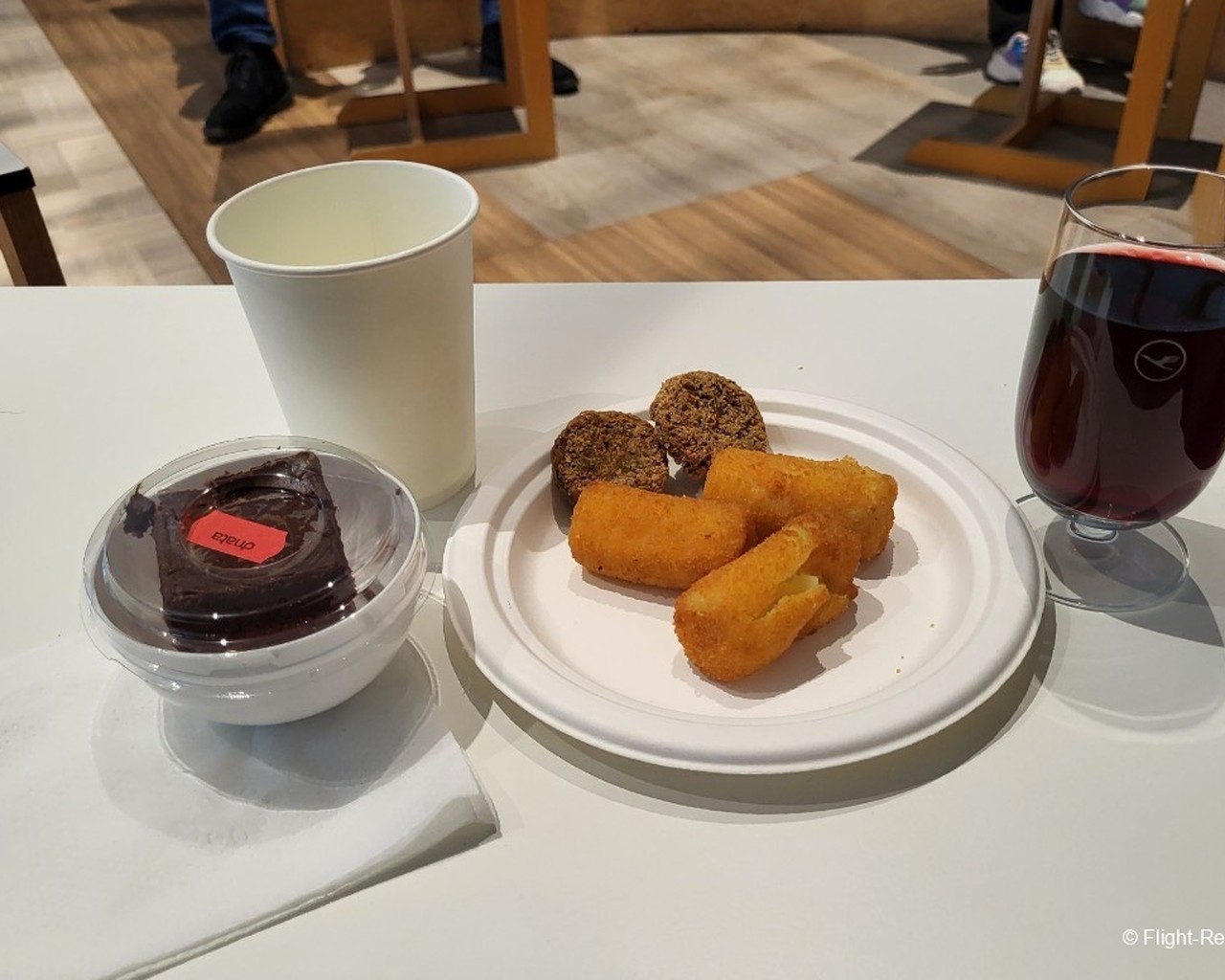 Avis du vol Tarom Bucharest → Amsterdam en Economique