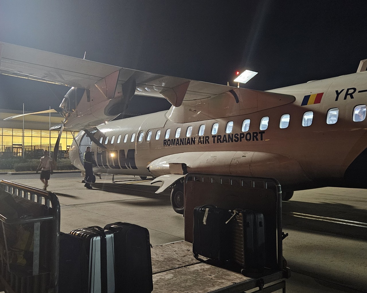 Review of Tarom flight from Bucharest to Timişoara in Economy