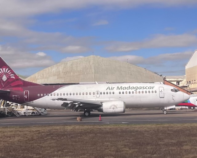 73709