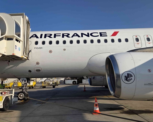 73712