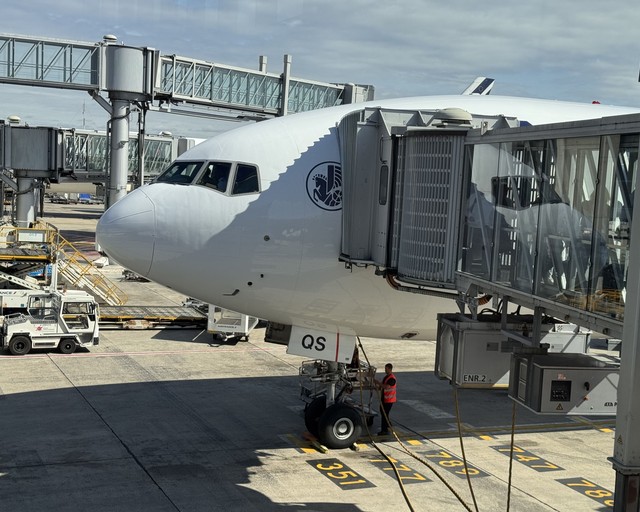 73716