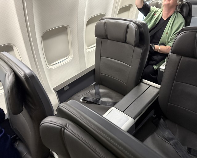 73717