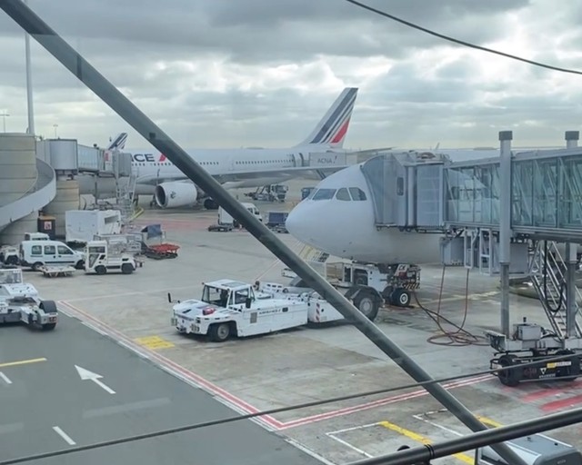 73758