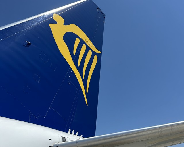 73792