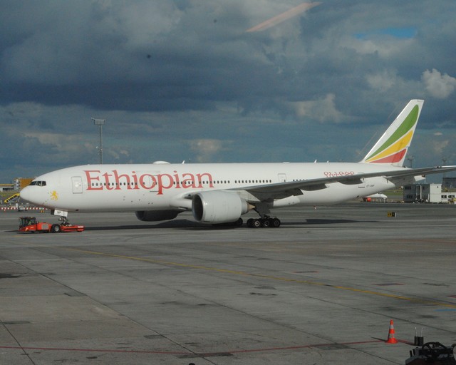 74712