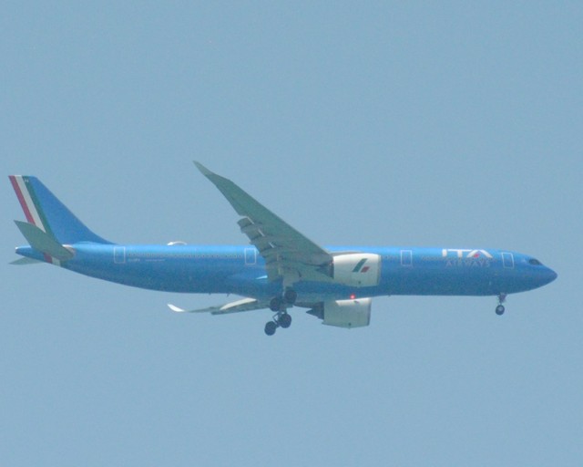 74738