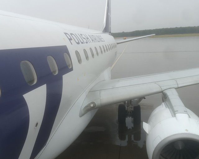 76748