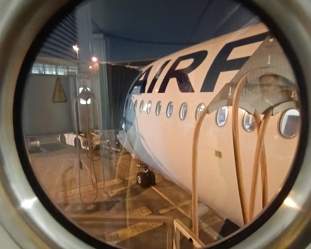 76754