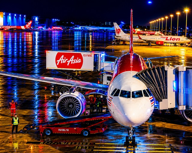 77374